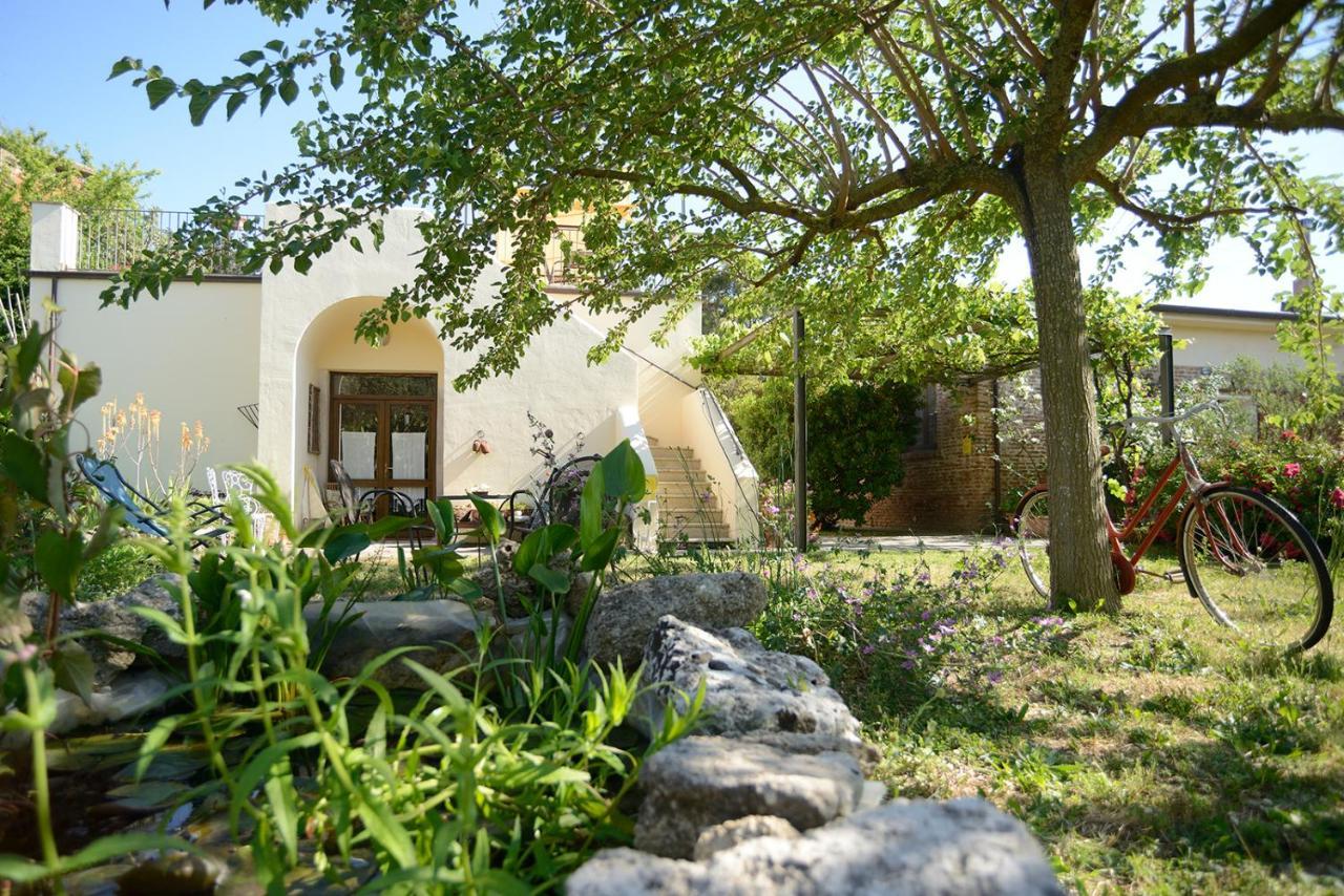 Bed and Breakfast Casa Del Geco Paestum Zewnętrze zdjęcie